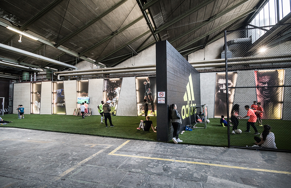 xxl-prints-fussball-adidas-berlin